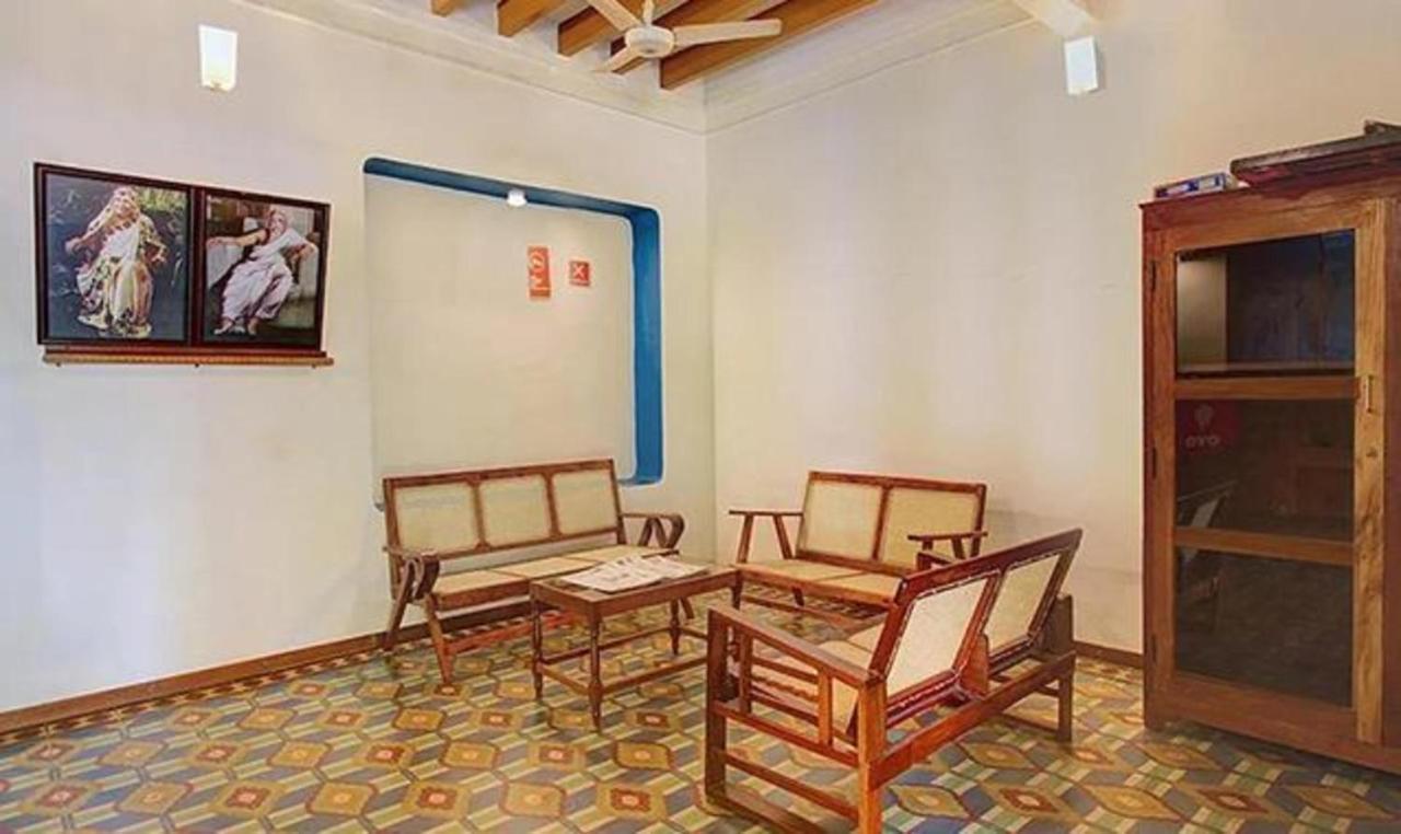 Fabhotel Les Boganveillea 黎明之村 外观 照片